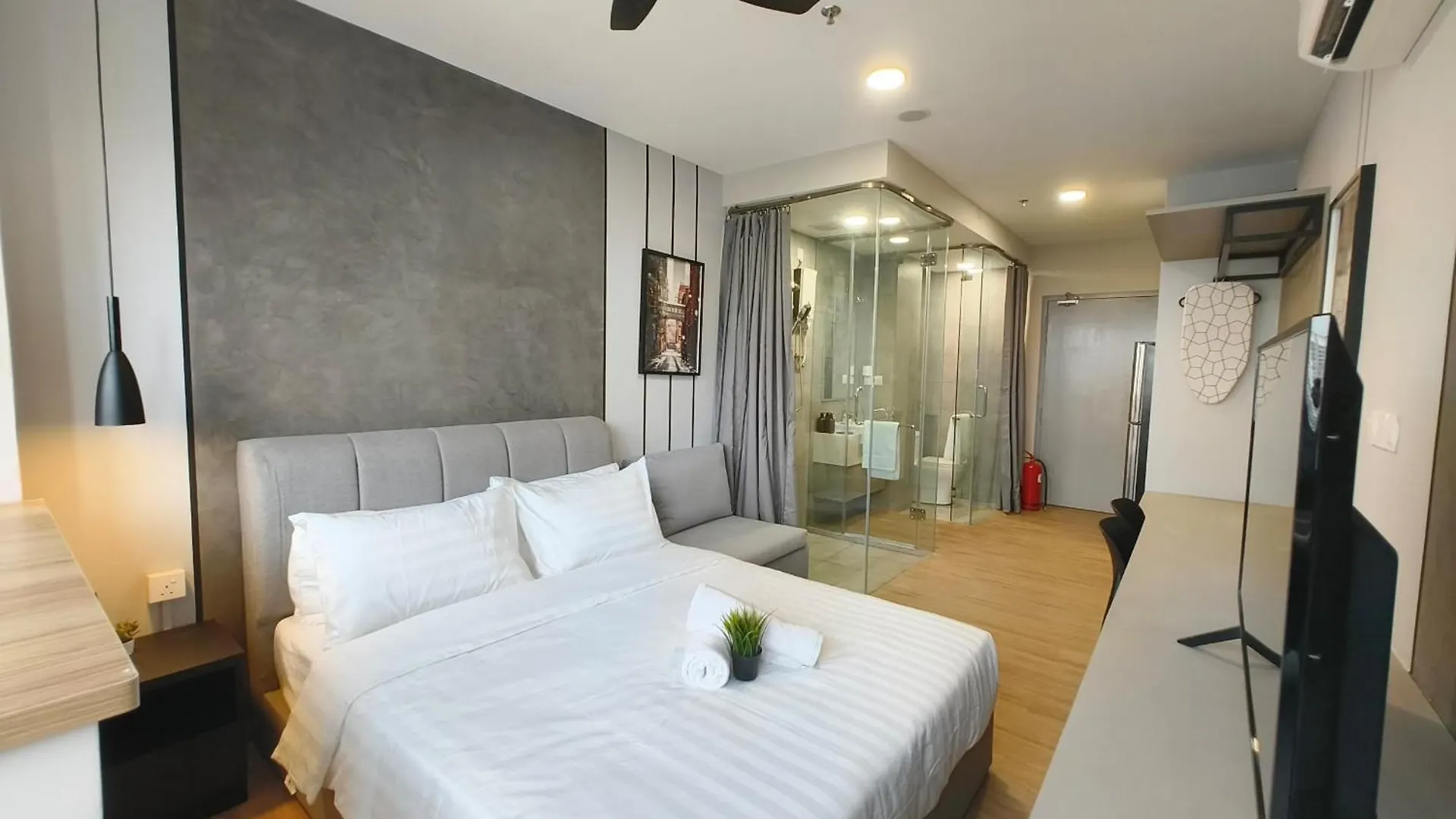 Riveria City At Kl Sentral By Plush Kuala Lumpur Apartment